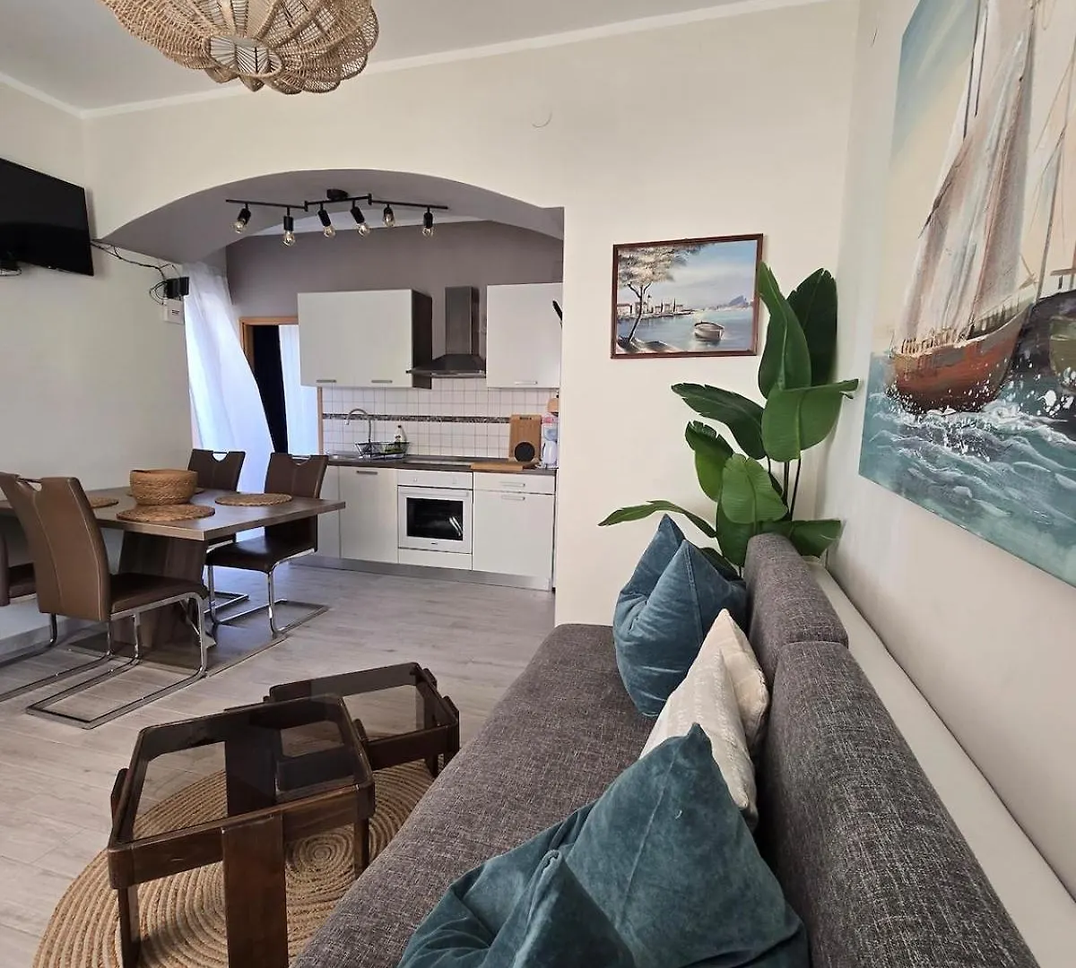 Apartments Katicin Poljana