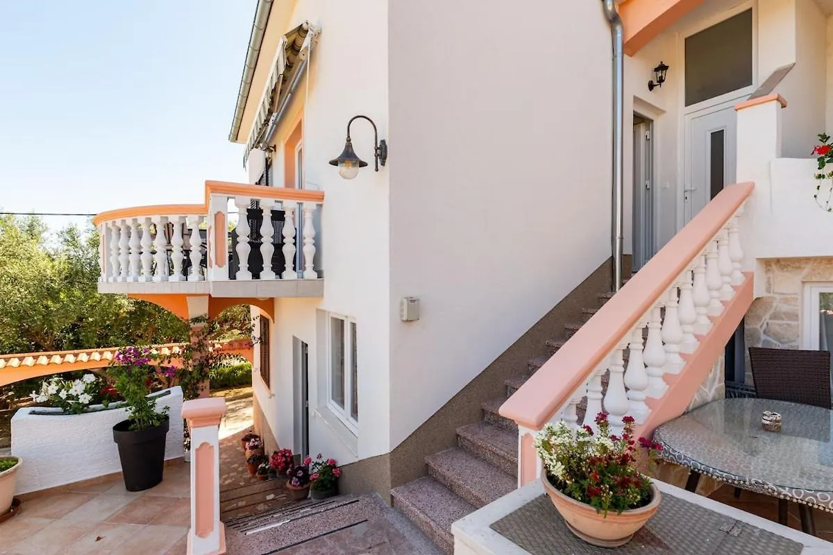 Apartments Katicin Poljana
